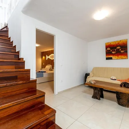 别墅 Crystal Iii *